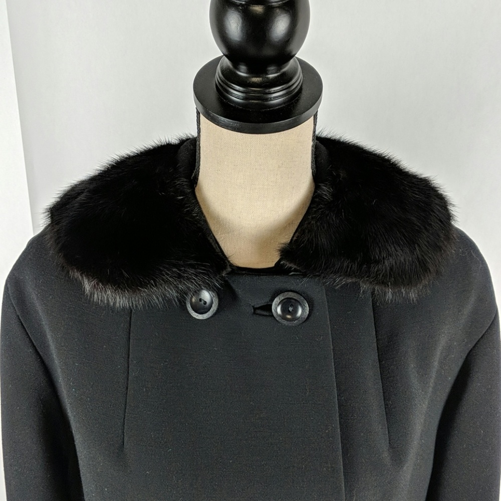 Vintage 1960 Union label coat with fur trim black